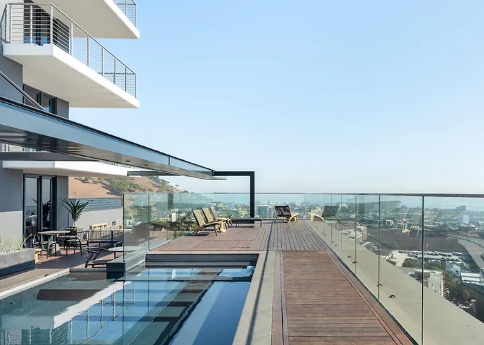 Luxury 16 On Bree Apartments