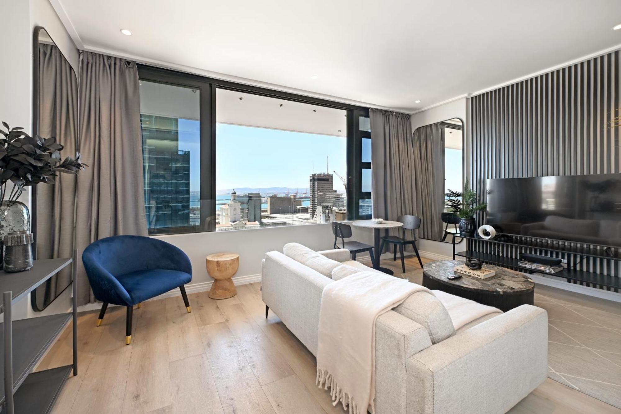 Luxury 16 On Bree Le Cap