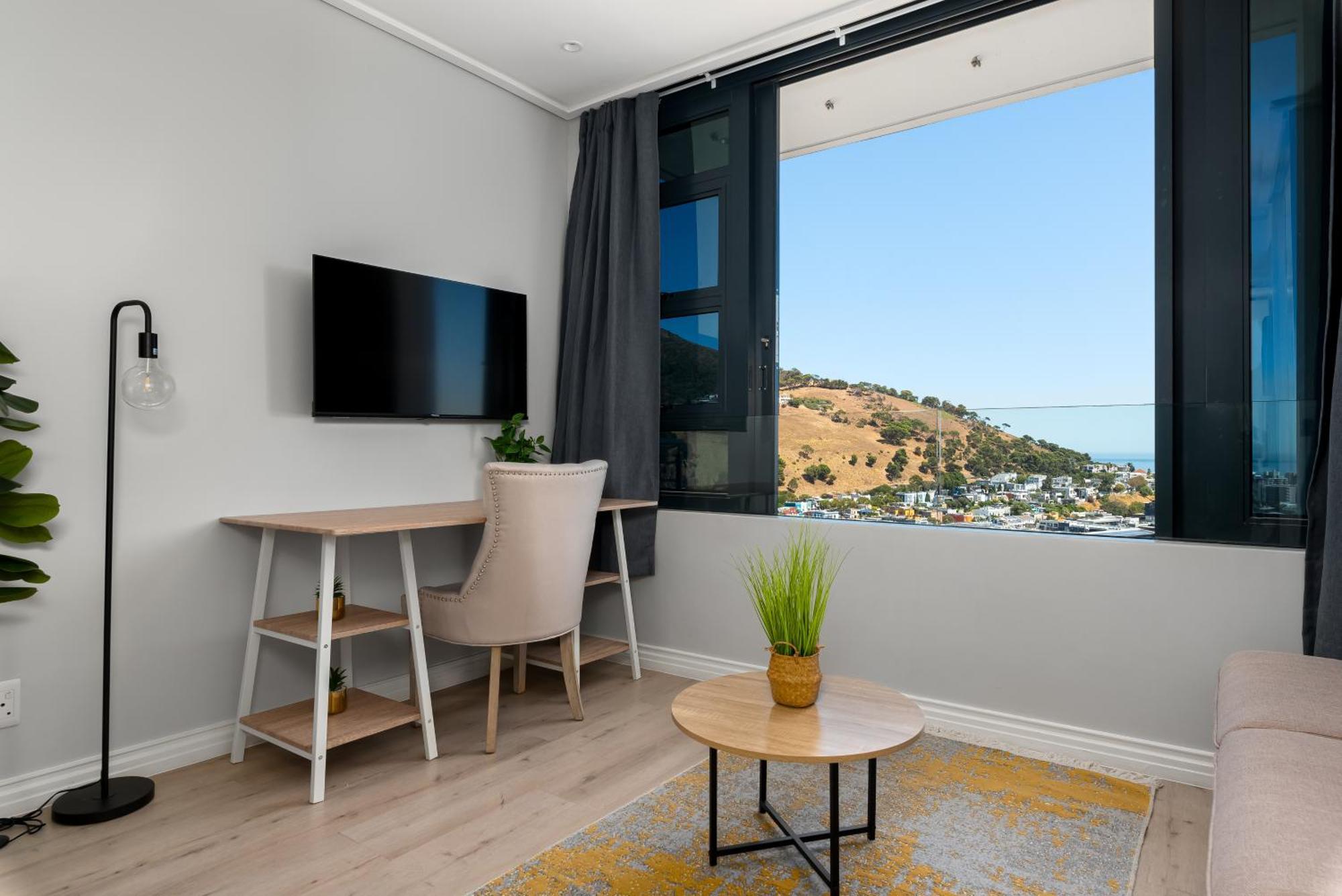 Apartment Luxury 16 On Bree Cape Town