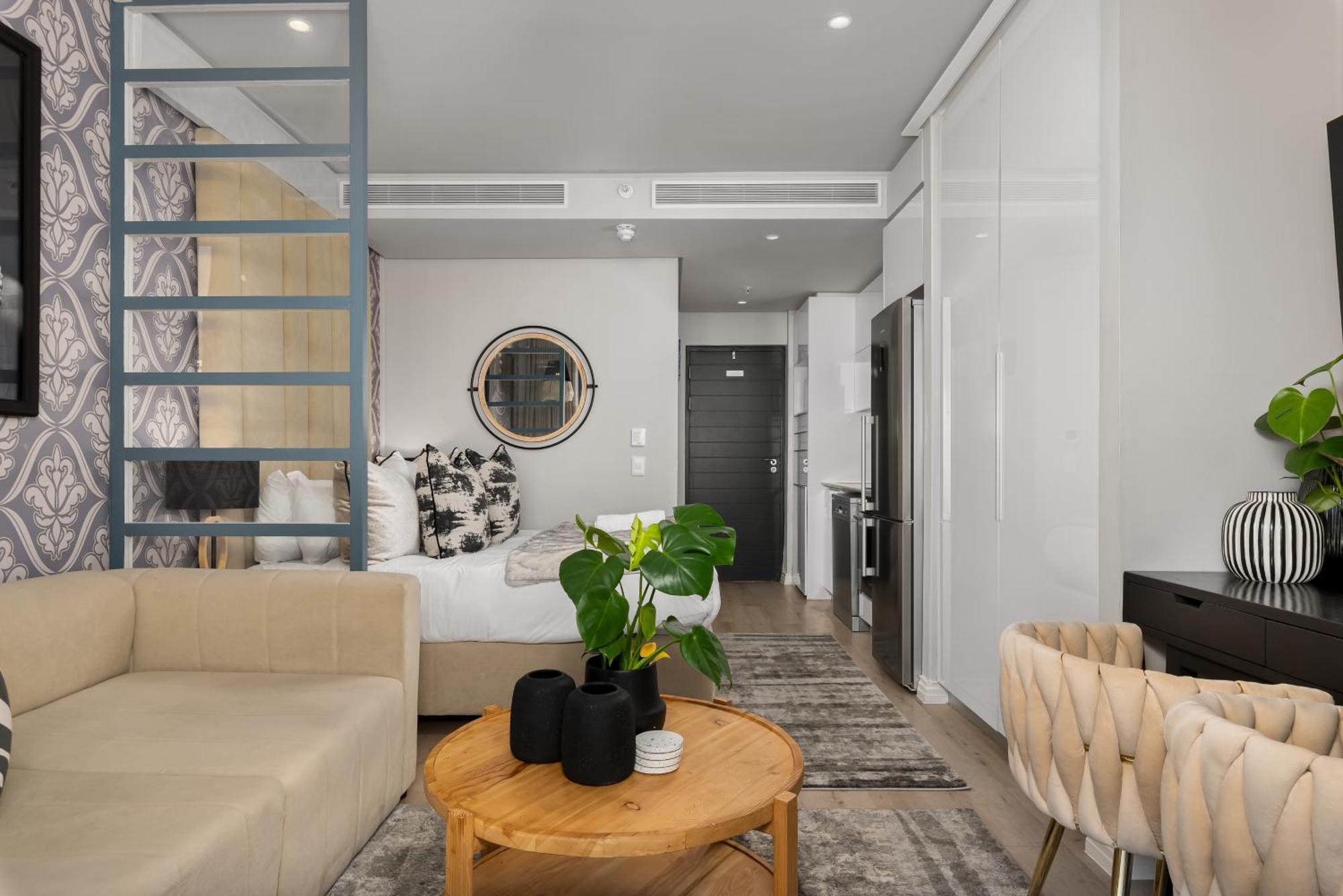 Luxury 16 On Bree * Cape Town